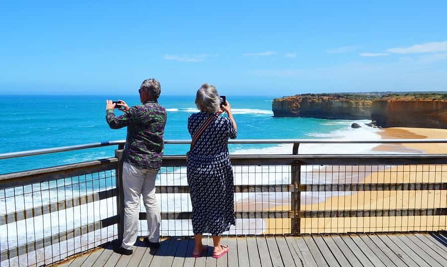 From Melbourne: Great Ocean Road Day Trip with Dinner - The Value of an All-Inclusive, Guided Experience