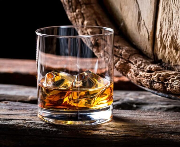 From Melbourne: Mornington Peninsula Private Distillery Tour - The Value of the Tour