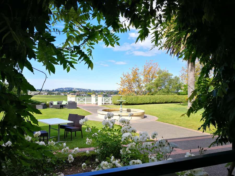From Napier: Hawke's Bay Small Group Wine Capita Tour - What Sets This Tour Apart?