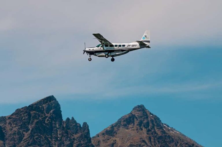 From Queenstown: Milford Sound Flight and Cruise with Lunch - The Experience of Flying with a Family-Owned Airline