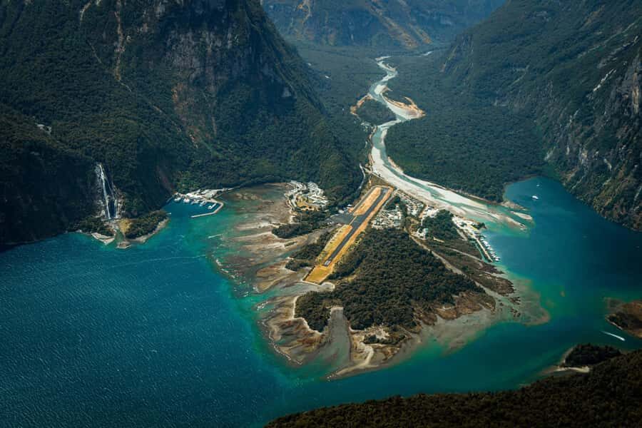 From Queenstown: Milford Sound Flight and Nature Cruise - What Makes This Tour Stand Out?
