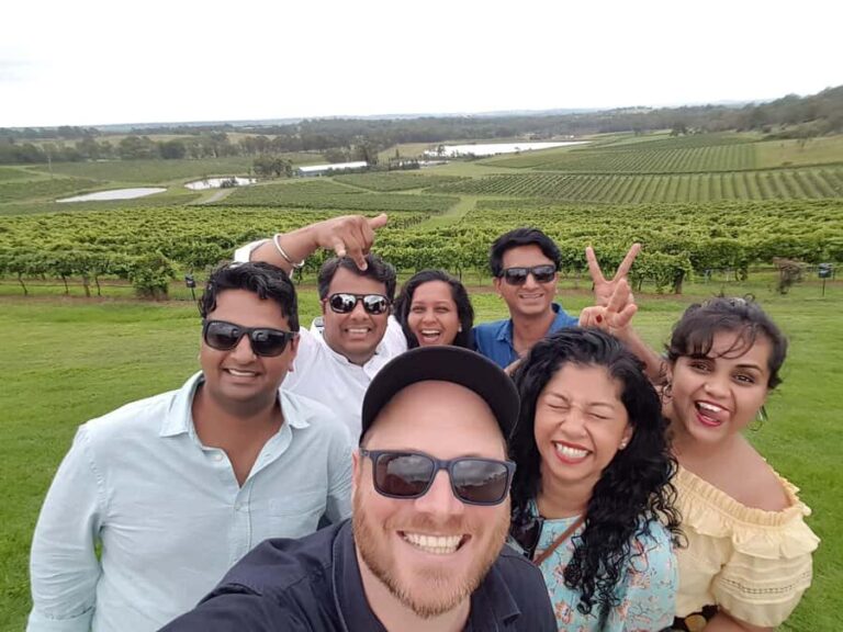 From Sydney: Hunter Valley Wine, Gin & Food Tastings Tour - The Boutique Wineries and Distilleries