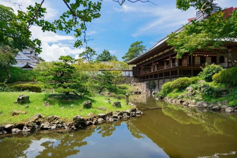 Fukuoka: Kitakyushu Manga & Castle Guided Tour - Seasonal Highlights: Wisteria or Ropeway
