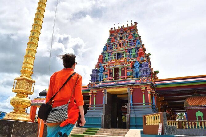 Full Day Discover Nadi Tour ( From Sigatoka Coral coast Hotels ) - Tappoo Nadi Department Store