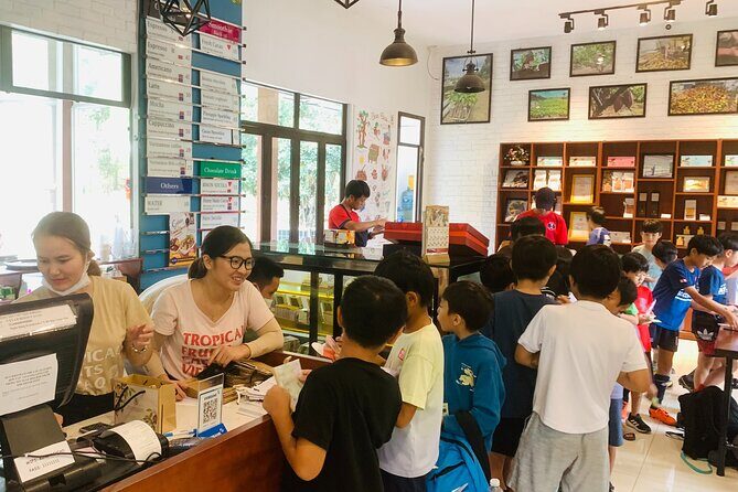 Full Day Experience to Farm and Chocolate - The Guided Tour: From Cacao Tree to Chocolate Bar