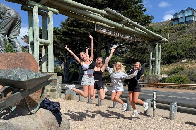 Full-Day Great Ocean Road and 12 Apostles Sunset Tour from Melbourne - Loch Ard Gorge: A Historic and Natural Marvel