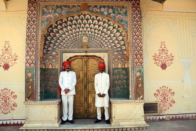 Full-Day Jaipur Cultural Tour With Guide - Transport and Timing