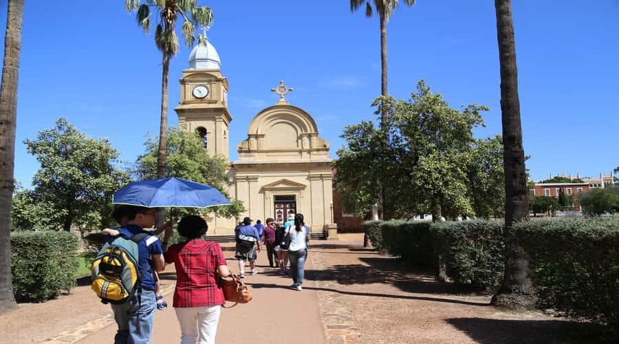 Full Day Pinnacles Desert and New Norcia - Transportation, Timing, and Practicalities
