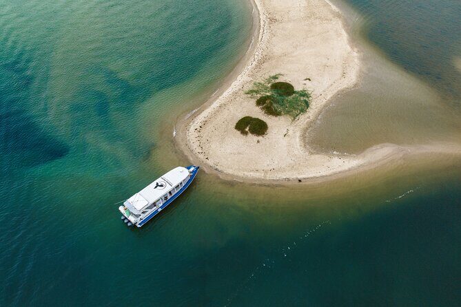 Gold Coast and Wavebreak Island Cultural Small Group Cruise - FAQs