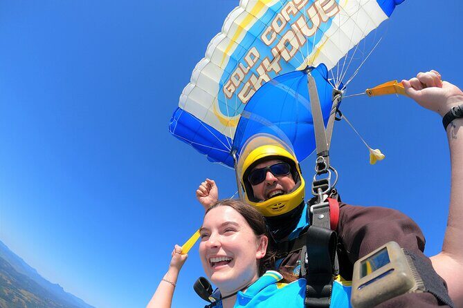 Gold Coast Tandem Skydive - The Group and Logistics: Small Groups and Practicalities