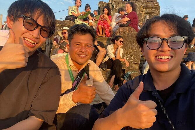 Golden Angkor Wat 2 Days Private Tour With Official Tour Guide - What Travelers Are Saying