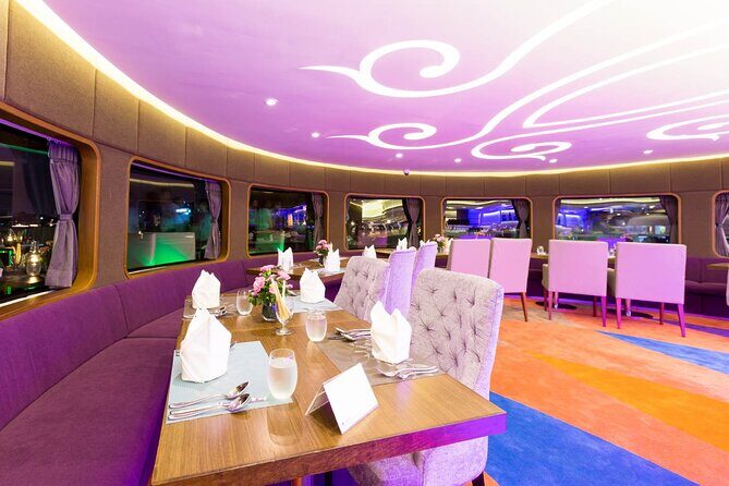 Grand Pearl Dinner Cruise ticket - The Itinerary in Detail