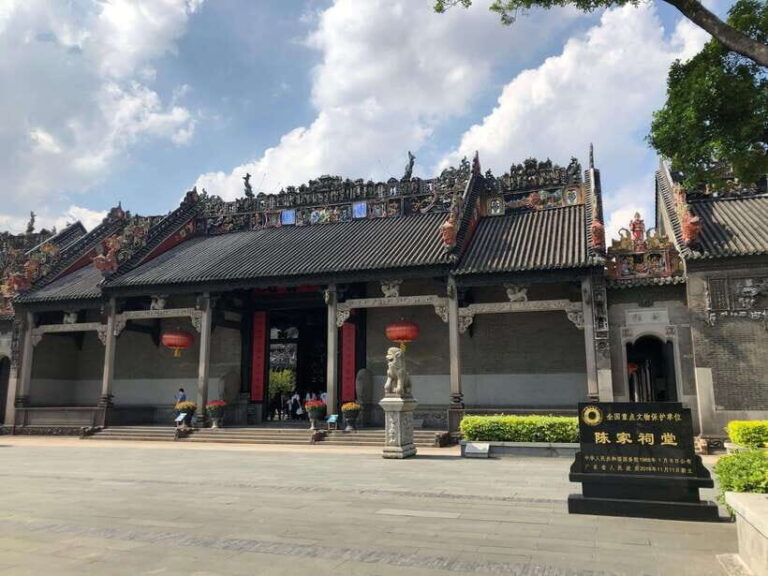 Guangzhou Full Day City Tour with Old and New Highlights - The Taste of Guangzhou: Food and Local Flavor