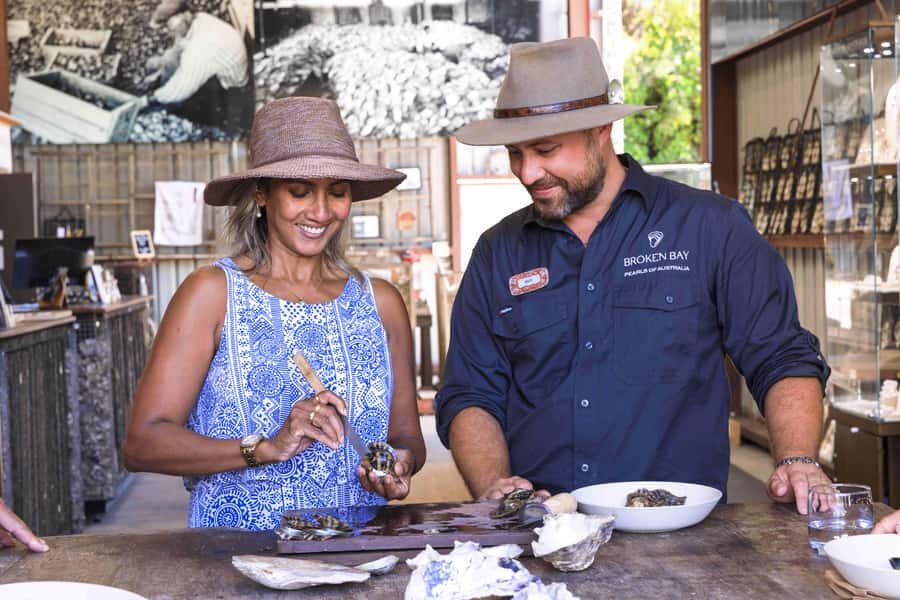 Guided Oyster Tasting - The Guided Oyster Tasting Experience