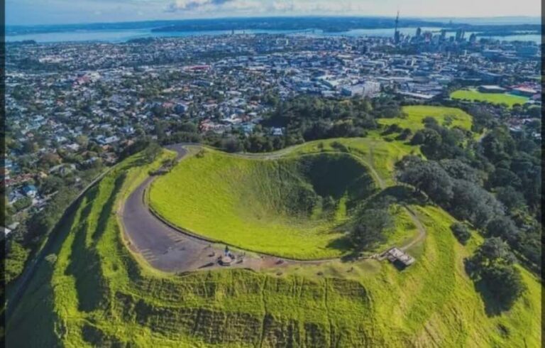 Half-Day Auckland City Tour The City of Sails Uncovered - A Closer Look at the Itinerary and Highlights
