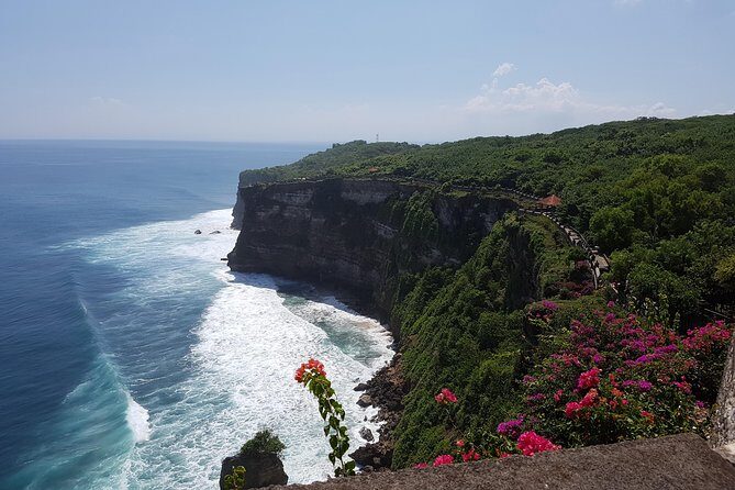 Half Day: Uluwatu Temple,KECAK FIRE DANCE Evening Tour & Jimbaran SEAFOOD Dinner - Stop 1: Padang Padang Beach