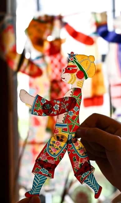 Hangzhou to Haining: Tide Park, Folk Museum & Shadow Puppet - Tide Viewing Park: Witnessing the Legendary Tidal Wave