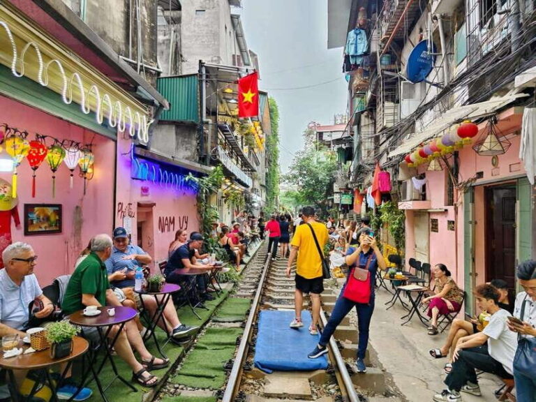 HANOI: MOTORBIKING TO TRAIN STREET AND TEMPLE OF LITERATURE - What Makes This Tour Stand Out