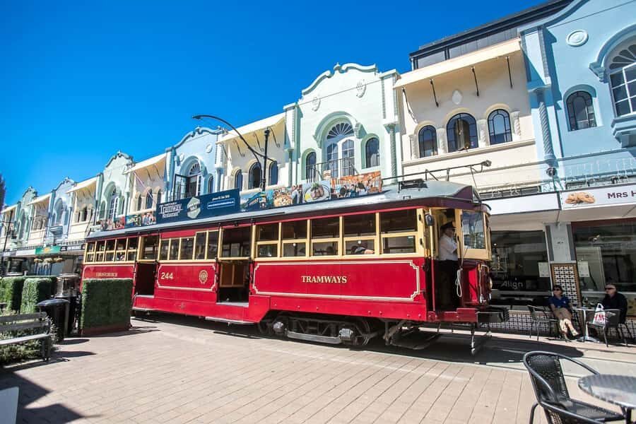 Heartbeat of the City: Private Christchurch Walking Tour - Detailed Tour Breakdown