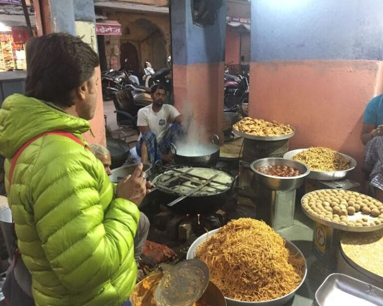 Heritage Walk & Street Food Tasting in Jaipur - The Realities of the Tour