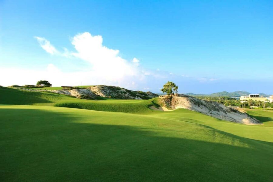 Ho Tram: The Bluffs Grand 1-Day Guided Golf Tour - The Journey to the Bluffs – What to Expect from the Tour