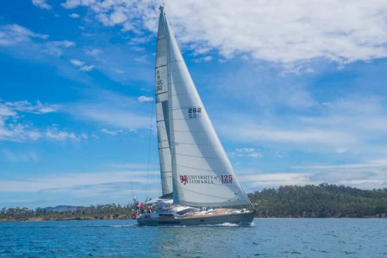 Hobart: Luxury Yacht Scenic Sailing Tour with Snacks - What’s Included and the Value of the Tour