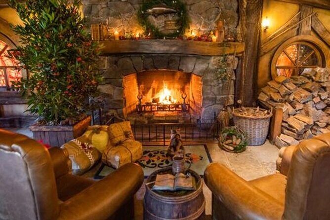 Hobbiton Movie Set Tour to Blue Springs and Mineral Spa - Authentic Experiences and Practical Considerations