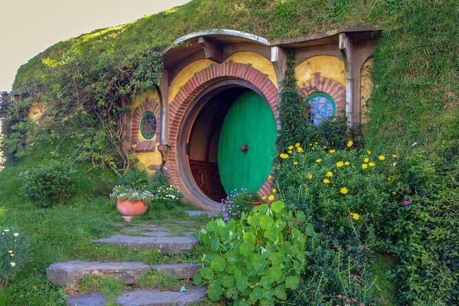Hobbiton Movie Set Tour with lunch from Auckland - Why This Tour Works