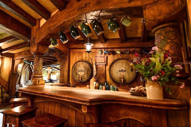 Hobbiton & Rotorua including Wai-O-Tapu - Small Group Tour from Auckland - The Value of This Tour