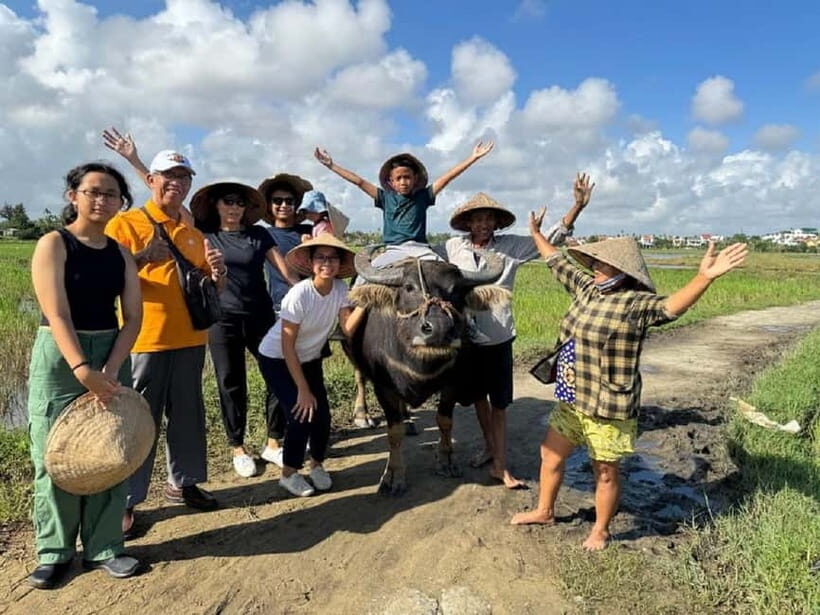 Hoi An : Experience Eco Fishing Village by Bike Tour - What does the itinerary look like?