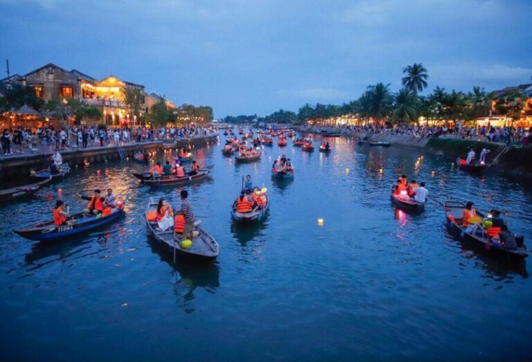 Hoi An : Hoai River Boat Trip by Night and Floating Lantern - Who Will Appreciate This Tour?