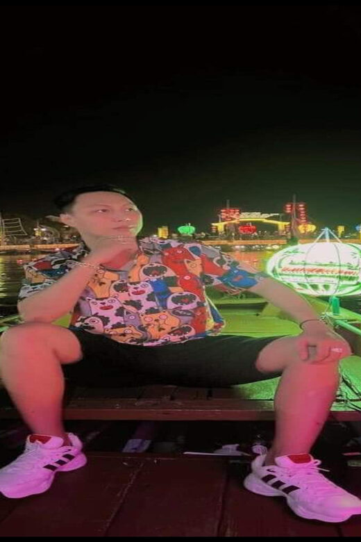 Hoi An : Lantern Boat Ride & Release Lanterns - What Makes This Tour Stand Out