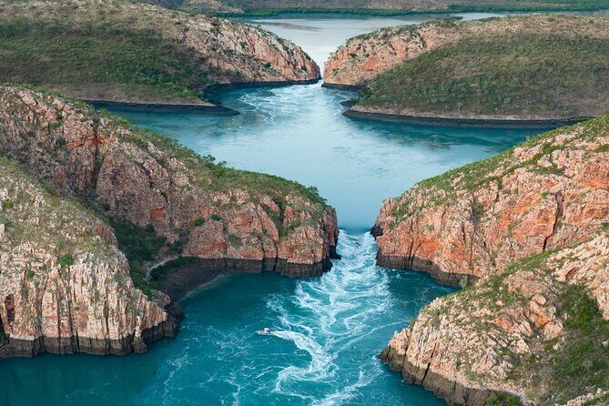 Horizontal Falls Helicopter Adventure from Broome - The Floating Barramundi Lunch