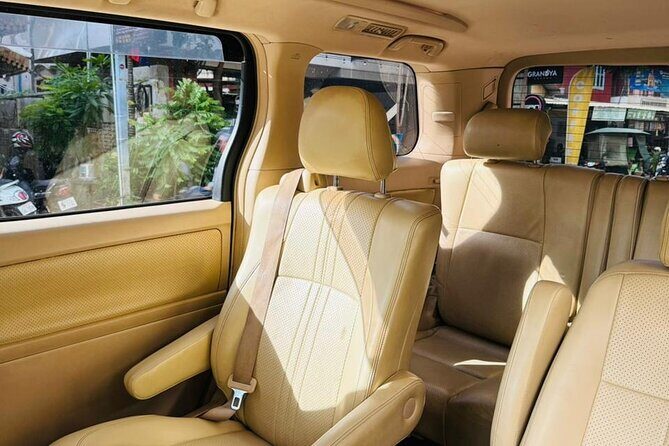 Hotel and Airport by Shuttle Minivan - Who Should Consider This Service?