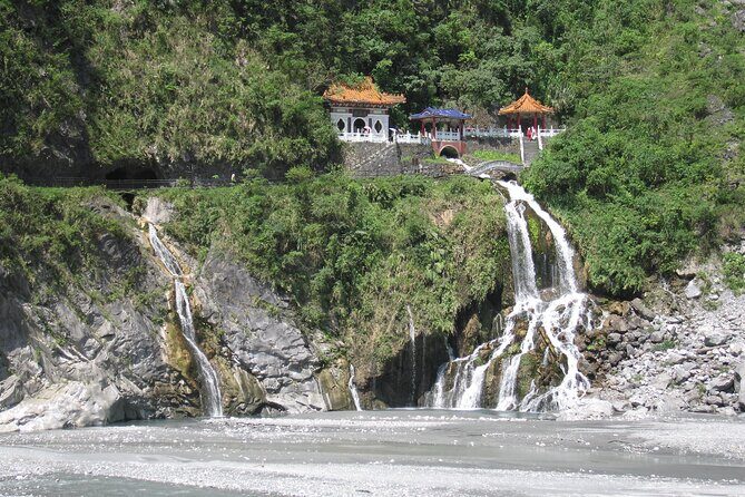 Hualien & Yilan Private Car Tour to Spectacular Natural Wonders - Exploring the Itinerary in Detail