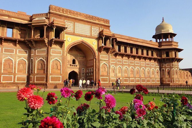 India Golden Triangle Tour 03 Nights 04 Days with Accommodation - Day 3: The Royalty and Color of Jaipur