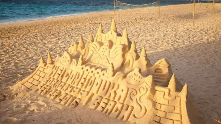 Island Hop & Dine: Boracay with Premium Beach Buffet - Practical Tips for Making the Most of Your Tour