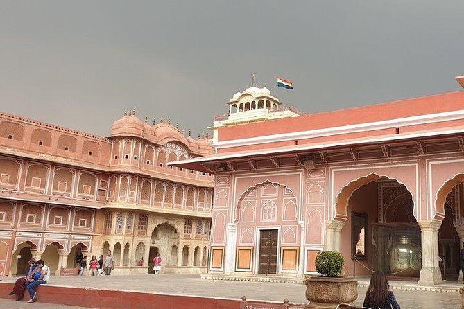 Jaipur: Full Day Private tour with professional guide by Car - Jal Mahal: The Enchanting Water Palace