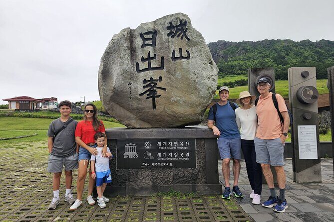 Jeju island Private Day Tour for Cruise Customers - Exploring Jeju with a Private Guide: What You Can Expect