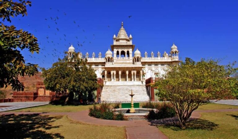 Jodhpur City Tour With Camel & Village Safari 2 Days - Who Should Consider This Tour?