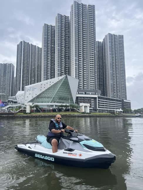 Johor Bahru : Seadoo JetSki 60mins Self Ride Tour(Single) - The Experience in Action