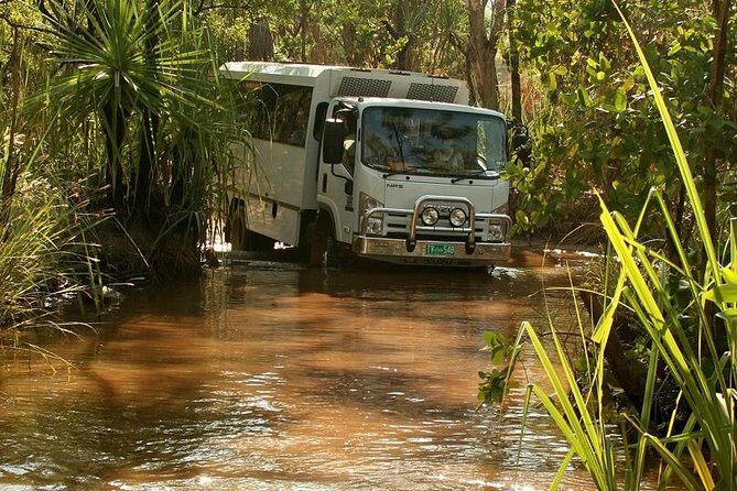Kakadu Adventure Tour - Transportation and Group Size
