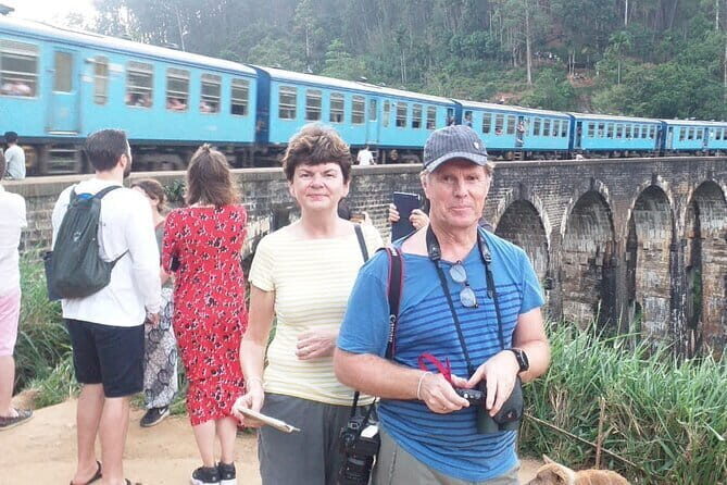 Kandy to Nanu Oya train ride on (Train No: 1005 "Podi Menike") - The Scenic Experience