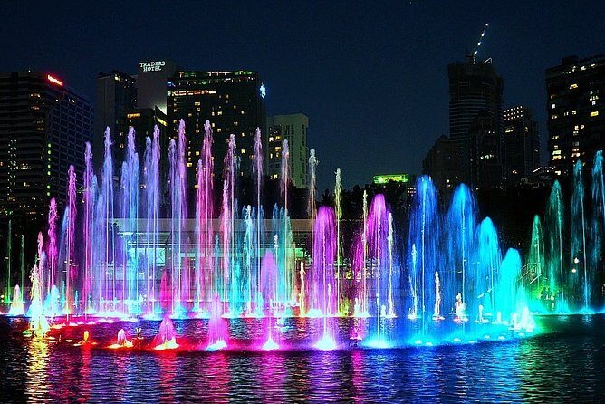 KL Evening Tour with Symphony Fountain Show & KL Tower Ticket SIC - What the Tour Feels Like