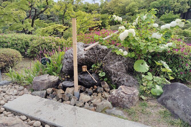 Kobe: Sorakuen Garden Guided Walking Tour 1h - The Sum Up