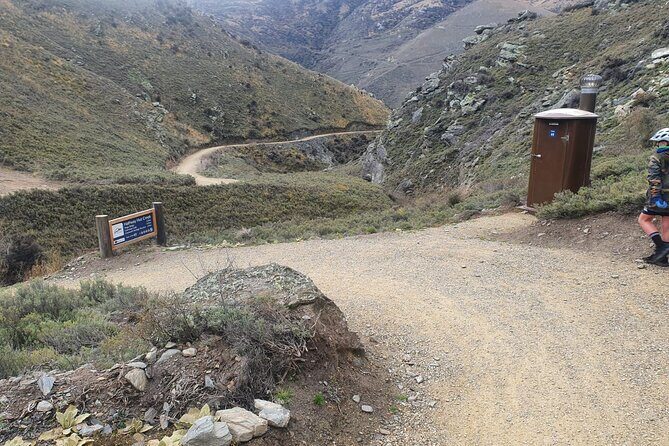 Lake Dunstan Cycleway with E-Bike hire and Shuttle service - The Sum Up