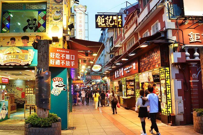 Macau Excursion with Venetian Resort Visit from Hong Kong Island - Who Will Love This Experience?