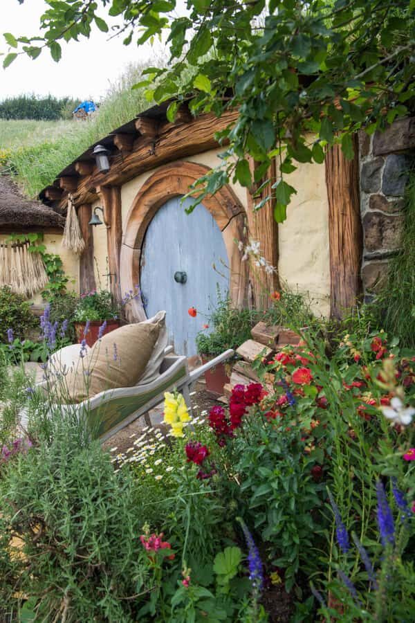 Magical Hobbiton: Small-Group Guided Tour from Auckland - Analyzing Value and Experience