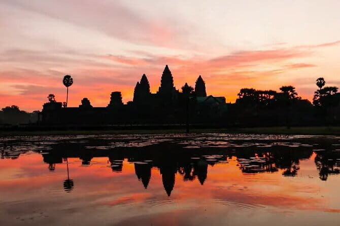 Magically Smart Angkor Explorer _ 2-Day Private Tour - Day 2: The Iconic Sights