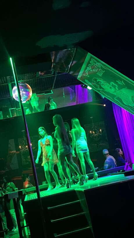 Makati Bar Crawl, GoGo Bar, Club, and Live Band - What to Expect: A Night in Manila’s Most Exciting Venues
